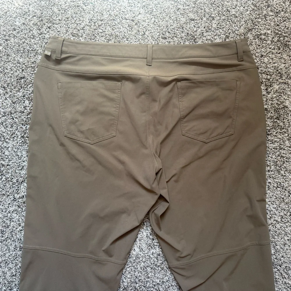 lululemon athletica classic fit
